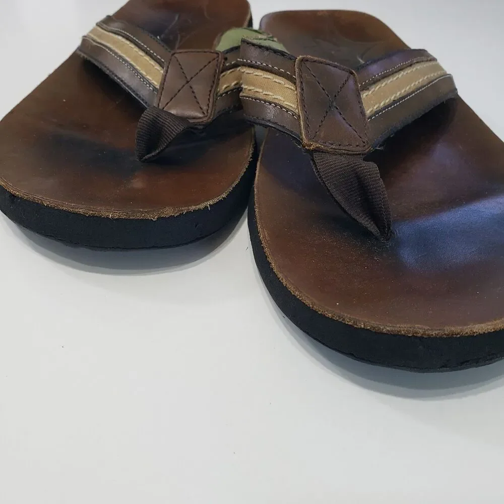 Clarks Men's Brown Leather Thong Sandals, Size 11